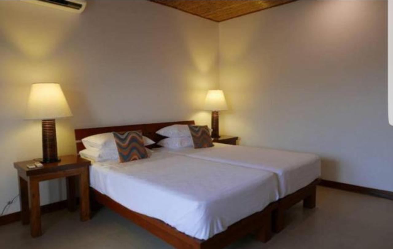 Hotel Casitas De Victoria à Nasugbu Extérieur photo